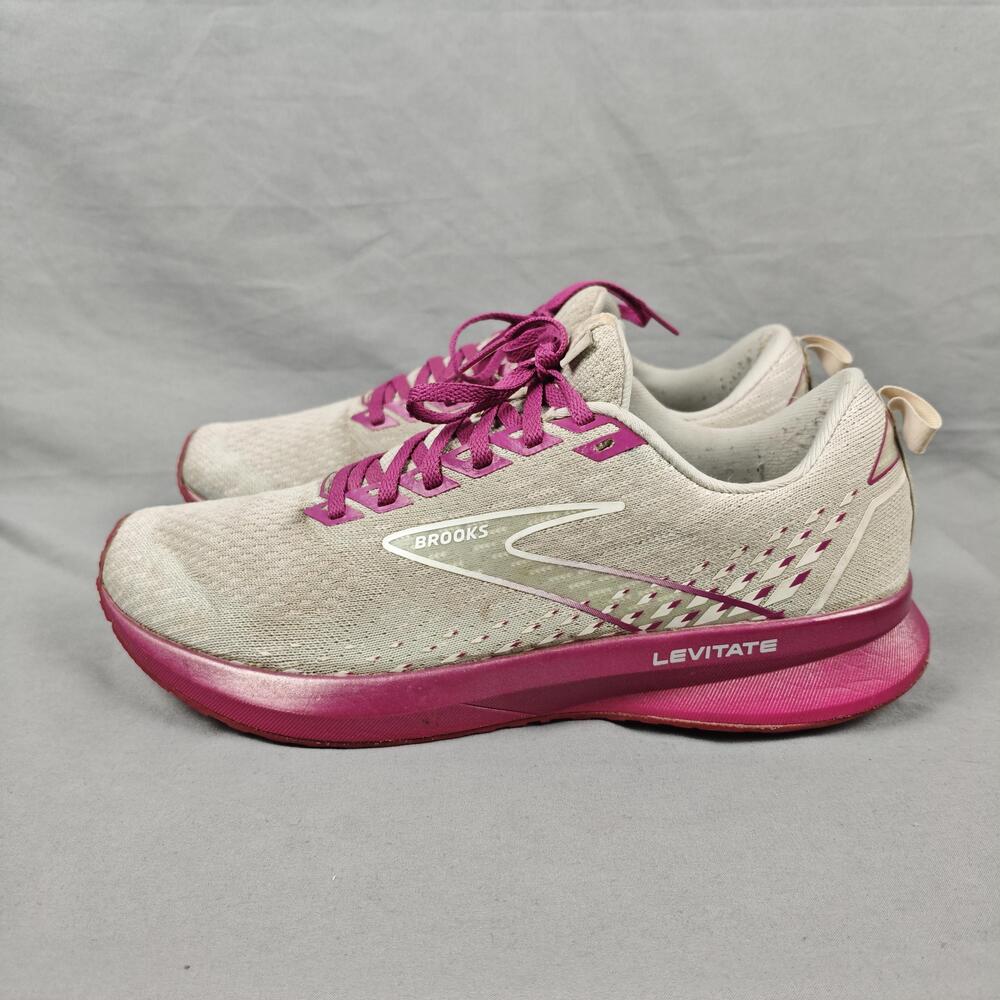 Brooks Levitate Shoes Womens Size 10 Pink Mesh Running Sneakers 1203571B003